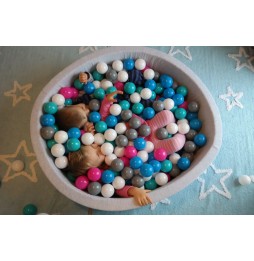 Children's Dry Pool with 200 Balls