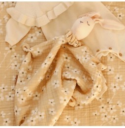 Daisy Bunny Comforter Blanket