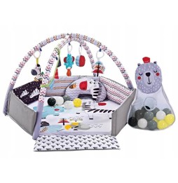 Contrasting Baby Play Mat with Balls