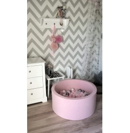 Ball Pool in Powder Pink with 200 Balls