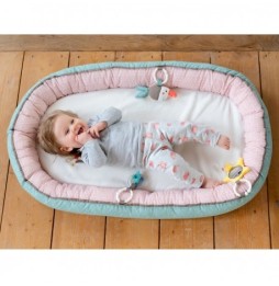 Baby Fehn Bruno infant nest play mat bear