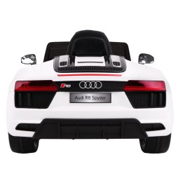 Audi R8 Spyder - jucărie cu acumulator și telecomandă