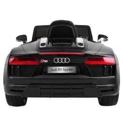 Audi r8 spyder czarny na akumulator z pilotem i led