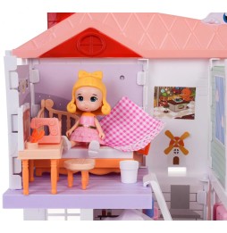 Dollhouse with Accessories and 4 Figures