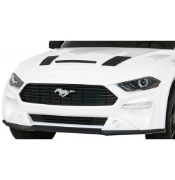 Autko Ford Mustang GT dla dzieci - biały z LED