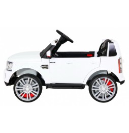 Electric kids car Land Rover Discovery with remote