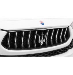 Maserati Ghibli pentru copii - alb cu telecomanda si LED