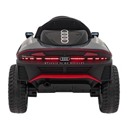 Audi RSQ E-TRON szary z pilotem 2.4 GHz dla dzieci