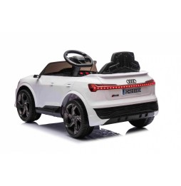 White Audi SQ8 Vehicle for Kids with Remote