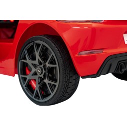 Red Porsche Spyder RS 718 - Official Distributor