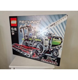 LEGO Technic Kombajn zbożowy 8274 - 1025 elementów