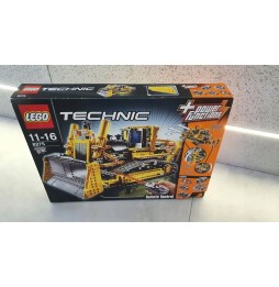 LEGO Technic 8275 Bulldozer with Engine