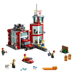 LEGO City 60215 Remiza strażacka