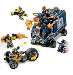 LEGO 76143 Avengers Truck Stop Set