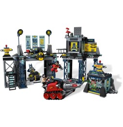 LEGO Super Heroes Peștera Bătrânului 6860 Set