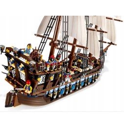 LEGO Pirați 10210 Nava Imperială