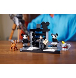 LEGO Disney 43230 - Cameră Walt Disney