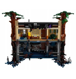 LEGO 75810 Lumea Inversată - Stranger Things