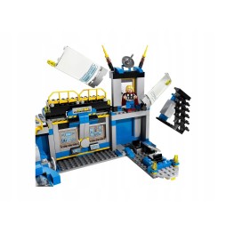 LEGO 76018 Marvel Super Heroes Hulk's Lab Smash