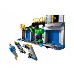 LEGO 76018 Marvel Super Heroes Distrugerea Laboratorului