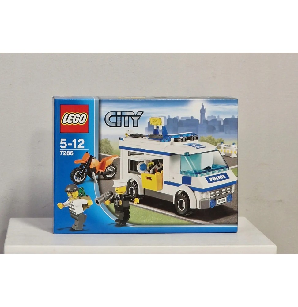 LEGO City 7286 Prisoner Transport Convoy