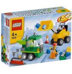 LEGO Creator 5930 Road Construction Set