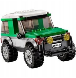 LEGO City 60149 Mașină 4x4 cu catamaran