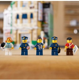 LEGO Icons 10278 Police Station Set