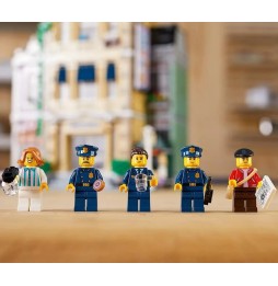 LEGO Icons 10278 Police Station Set