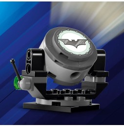 LEGO Tumbler Batman versus Două Fețe și Joker