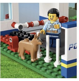 LEGO City postul de poliție 60316 set 6+