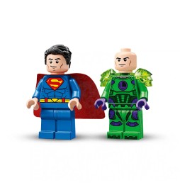 LEGO DC Mech al lui Superman 76302