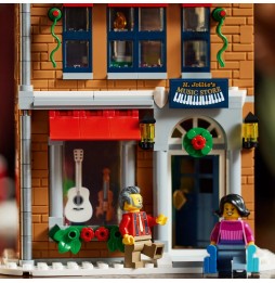 LEGO Icons 10308 Holiday Street Set