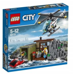 LEGO 60131 - Pirate Island Building Set