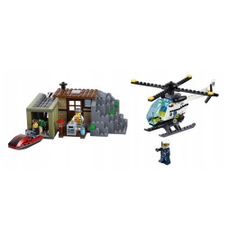 LEGO 60131 - Pirate Island Building Set