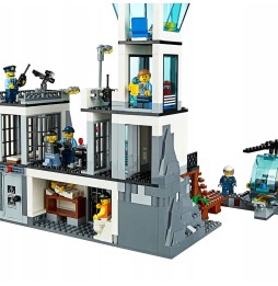 LEGO City 60130 - Insula Închisorii