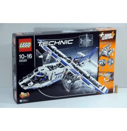 LEGO Technic 42025 Avion de Transport