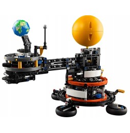 LEGO Technic 42179 Earth and Moon