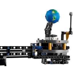 LEGO Technic 42179 Earth and Moon