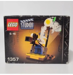 Lego Studios cameraman 1357 din 2001