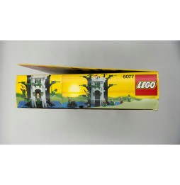 Lego 6077 Forestmen's River Fortress new