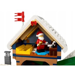 LEGO Icons Santa Claus Mail 10339