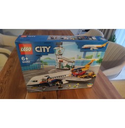 LEGO 60262 City - Samolot pasażerski