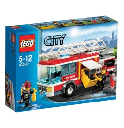 LEGO City wóz strażacki 60002