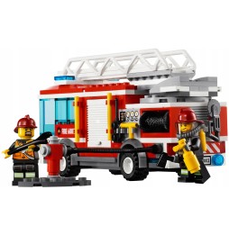 LEGO City wóz strażacki 60002