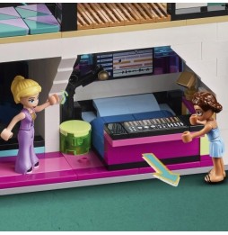 LEGO Friends Nowoczesna rezydencja Andrei 42639