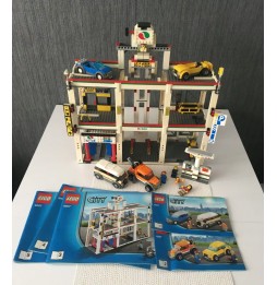 Lego 4207 City Garage with Elevator