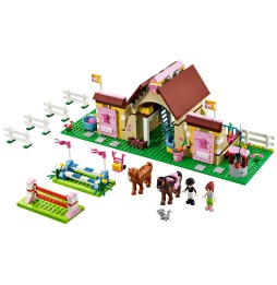 LEGO Friends 3189 Heartlake Stable Set