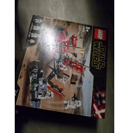 LEGO Star Wars 75250 Chase on Speeder Bikes