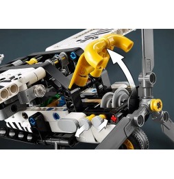 LEGO Technic 42198 Avion de transport 8+